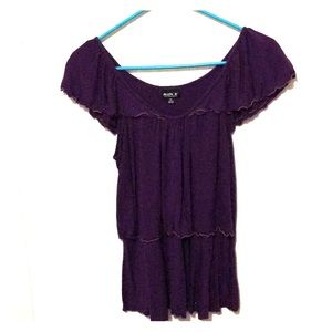 Selling a purple blouse, Off-shoulder